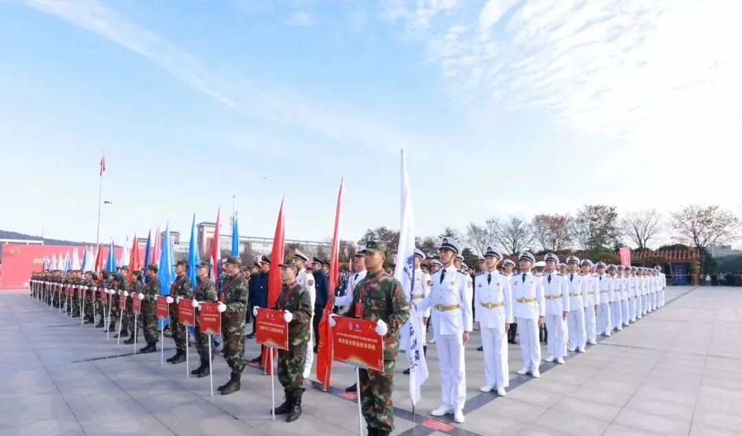 南京信息职业技术学院军士风采1