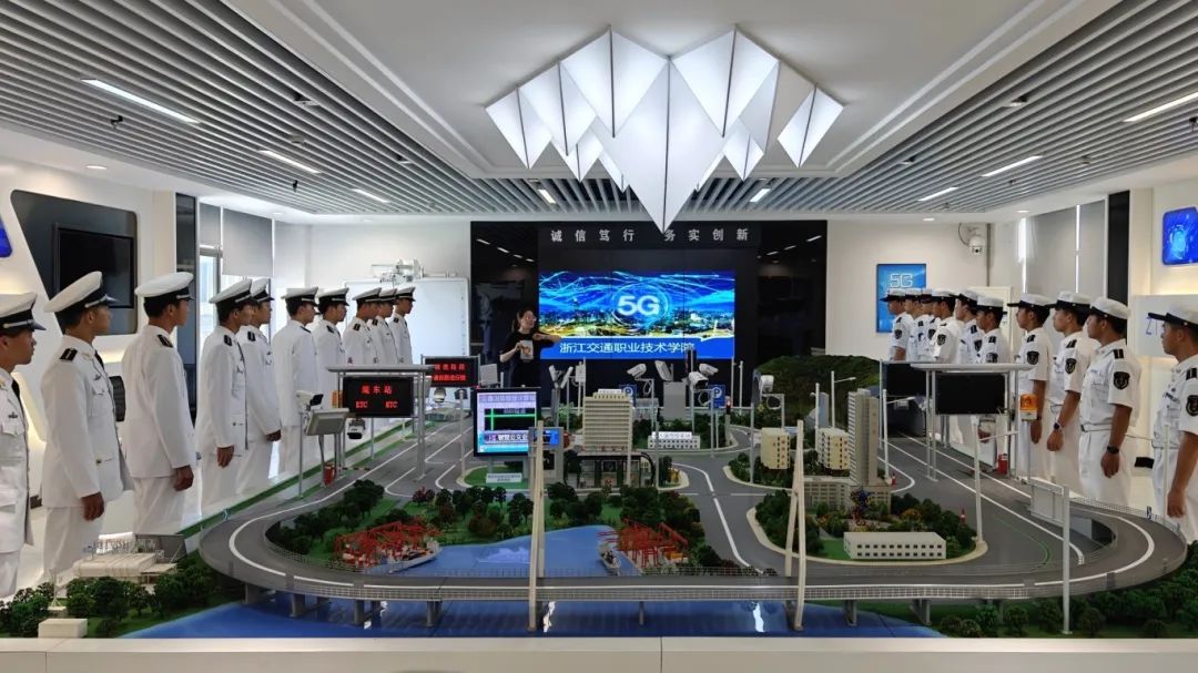 浙江交通职业技术学院军士风采1