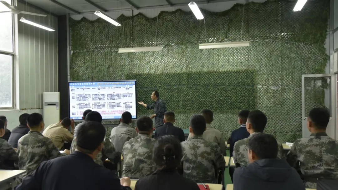 潍坊工程职业学院军士风采6