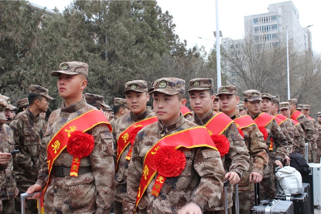 兰州资源环境职业技术大学军士风采2