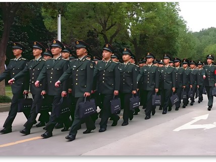 武汉交通职业学院军士风采1