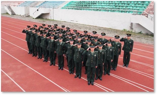 武汉交通职业学院军士风采2