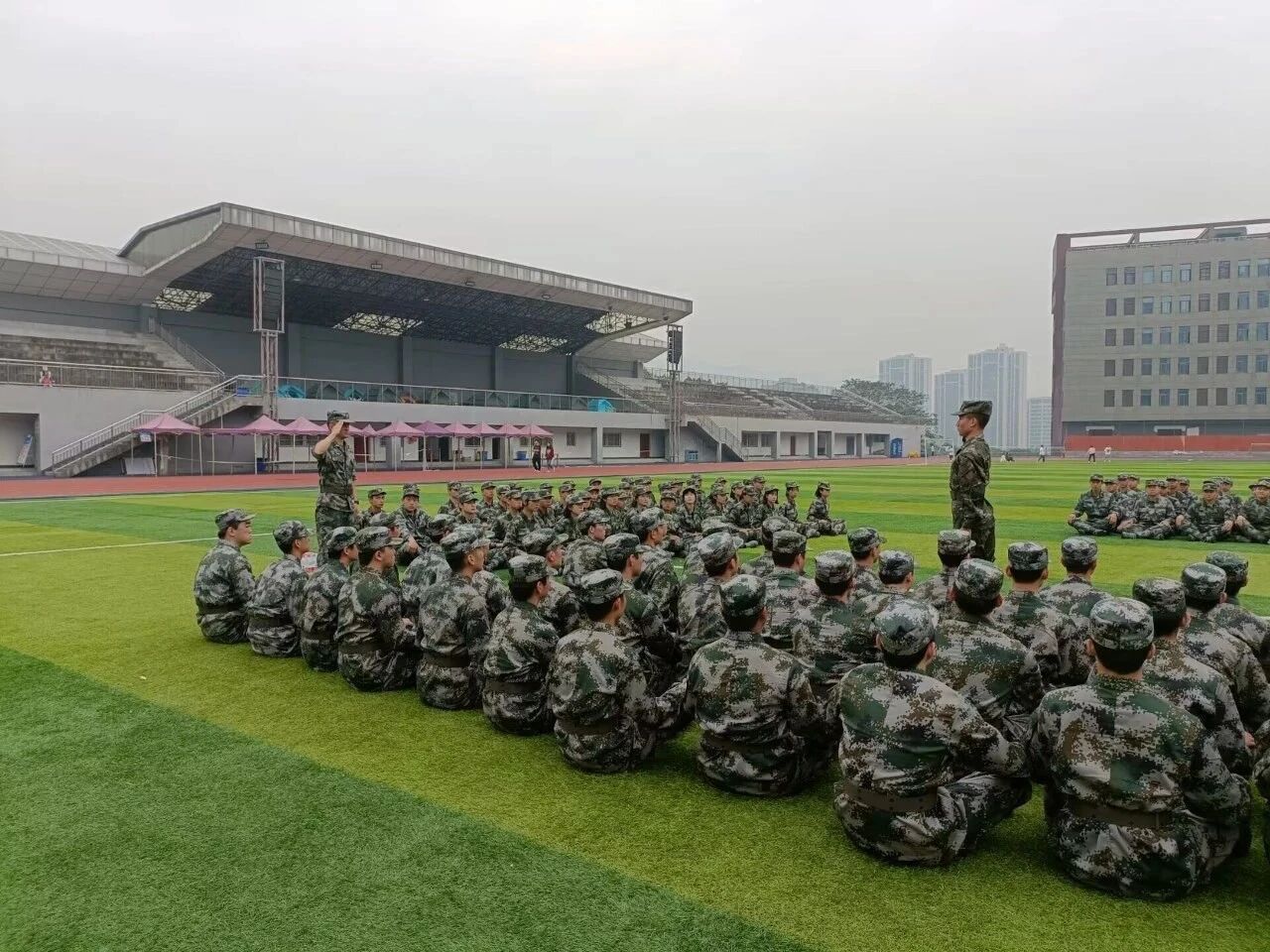 重庆医药高等专科学校军士风采3