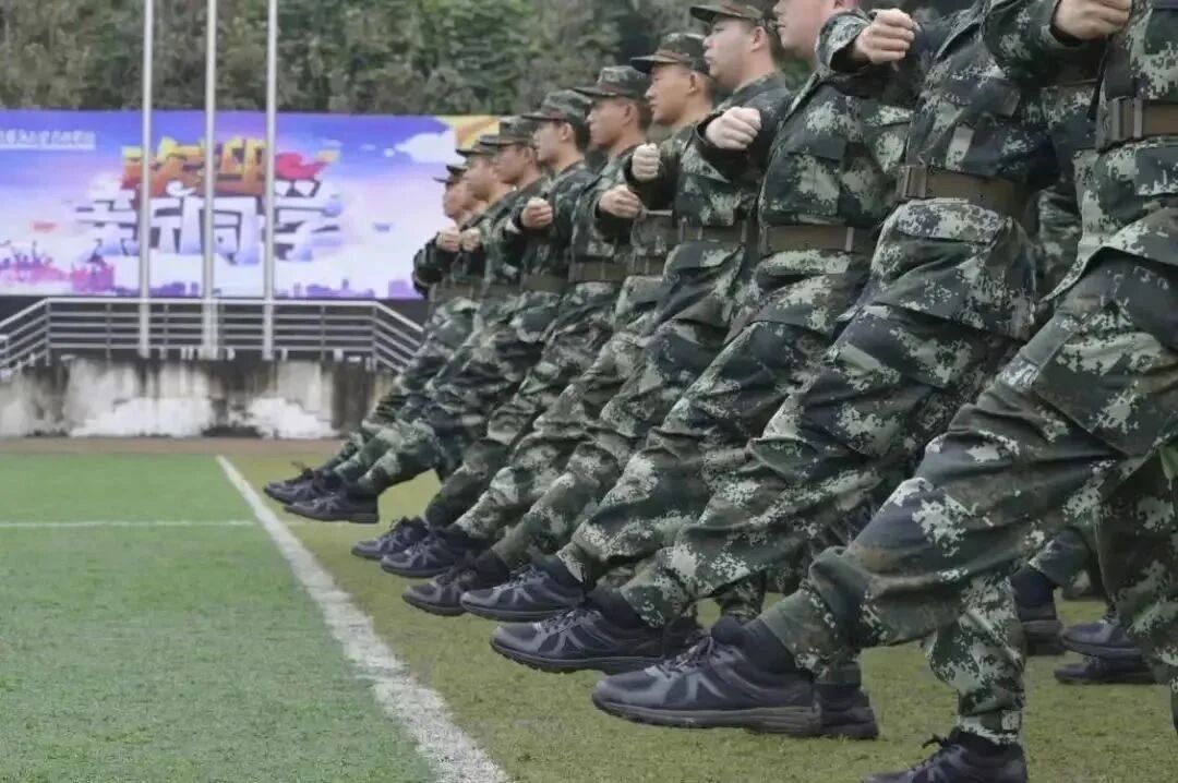 重庆医药高等专科学校军士风采4