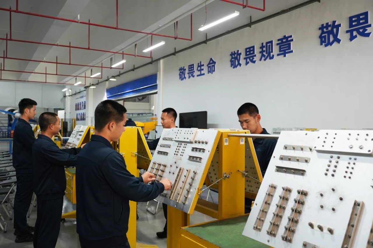 重庆航天职业技术学院军士风采4