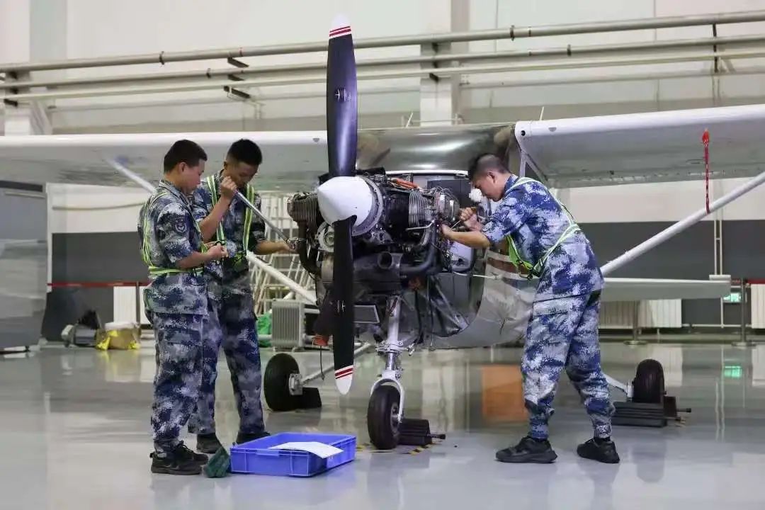 西安航空职业技术学院军士风采3