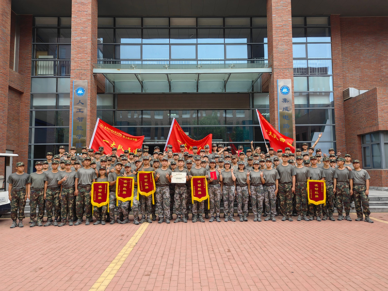 北京科技职业大学军士风采1